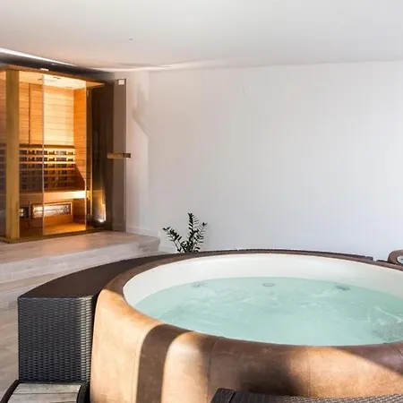 Dupcic - Five-bedroom With Private Pool And Sea View *