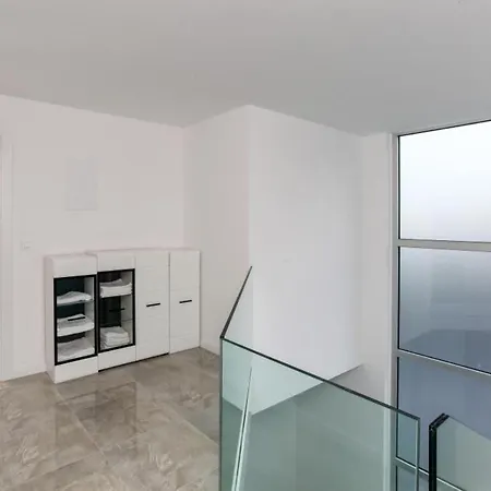 Dupcic - Five-bedroom With Private Pool And Sea View Appartement