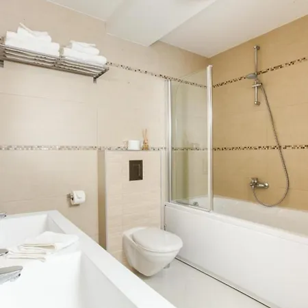 Dupcic - Five-bedroom With Private Pool And Sea View *