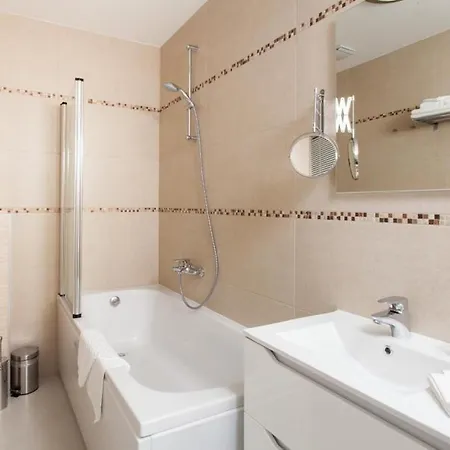 Dupcic - Five-bedroom With Private Pool And Sea View Appartement Zaton (Dubrovnik-Neretva)